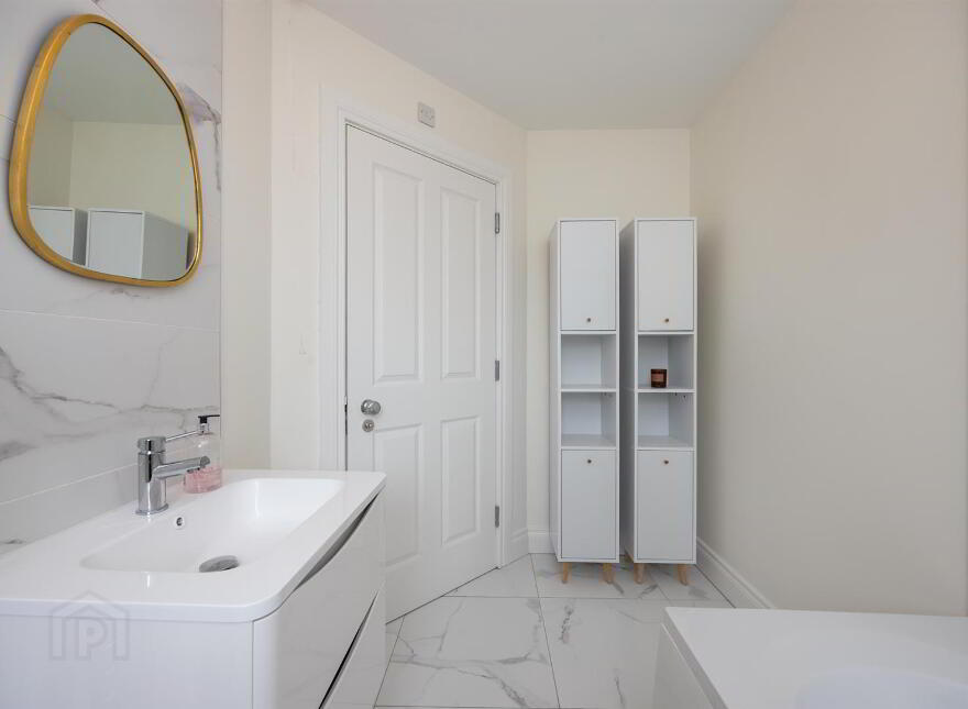 Apt 4 Ebrington Hall, 149E Upper Newtownards Road, Belfast, BT4 3HX