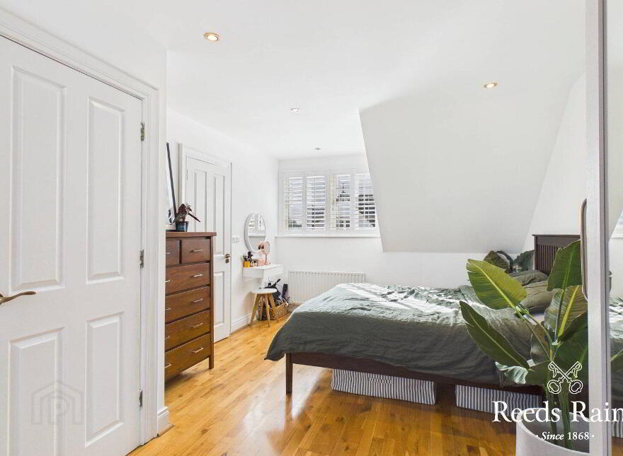 1 Burghley Mews, Belfast, BT5 7GX