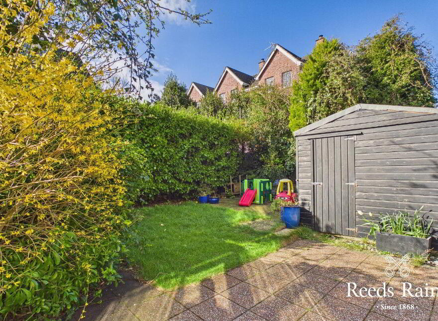 1 Burghley Mews, Belfast, BT5 7GX