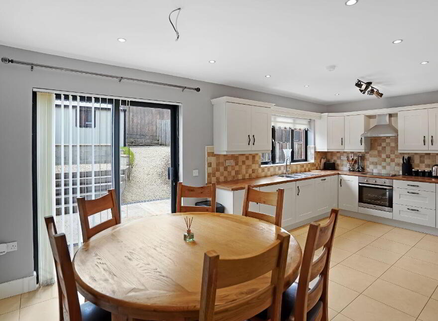 36 Dun Na Carraige, Kingscourt, A82P3Y0