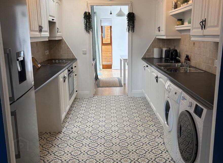 42 Glencarra, Knock, F12T680