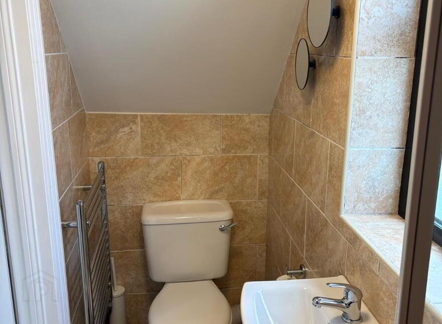 42 Glencarra, Knock, F12T680