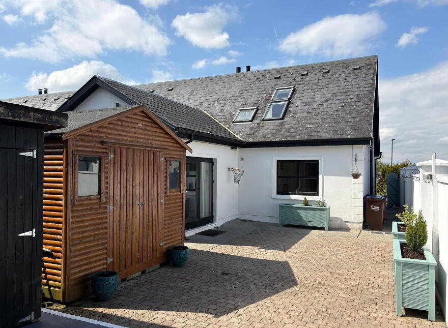 42 Glencarra, Knock, F12T680
