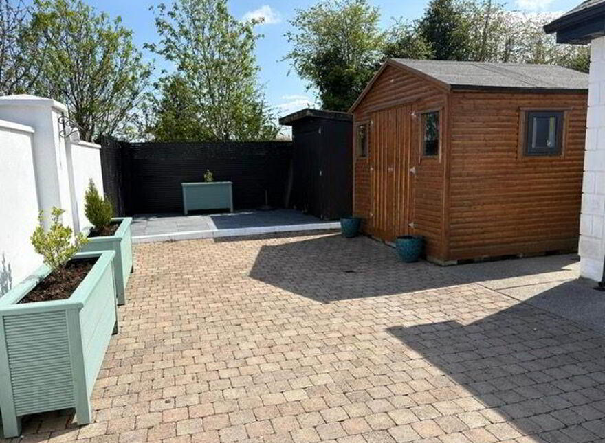 42 Glencarra, Knock, F12T680