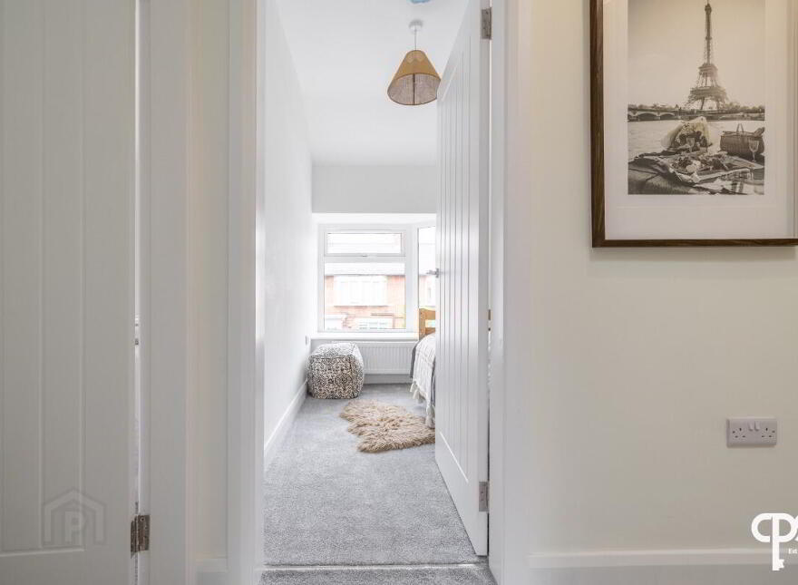 24 Whitehall Gardens, Belfast, BT7 3GW