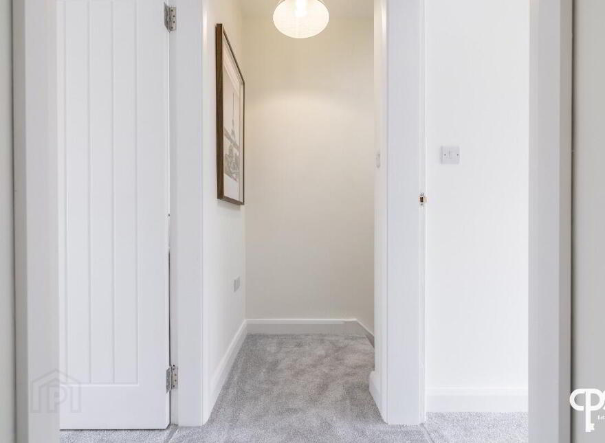 24 Whitehall Gardens, Belfast, BT7 3GW