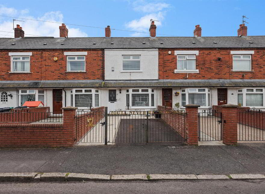 17 York Drive, Belfast, BT15 3QY