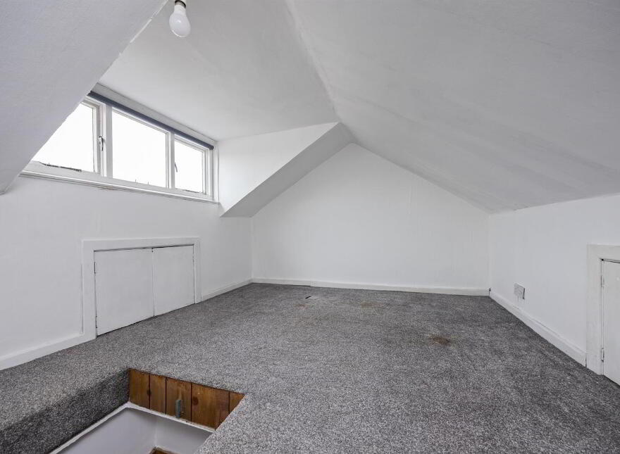 17 York Drive, Belfast, BT15 3QY