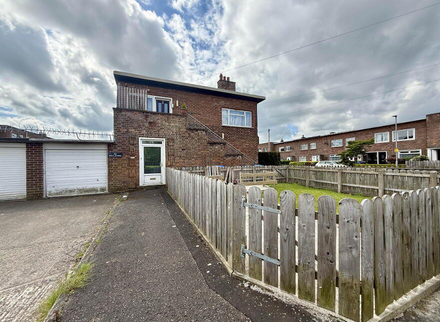 33a Burren Way, Cregagh Estate, Belfast, BT6 0DW