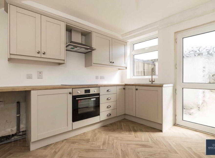 62 Garden Village, Antrim, BT41 1NB