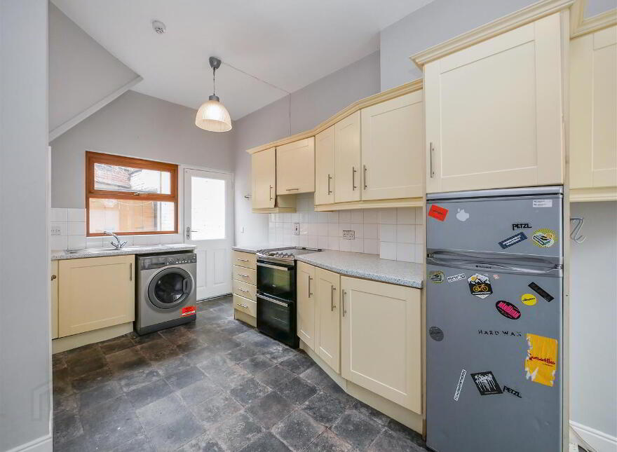 2 Rushfield Avenue, Ormeau Road, Belfast, BT7 3FP