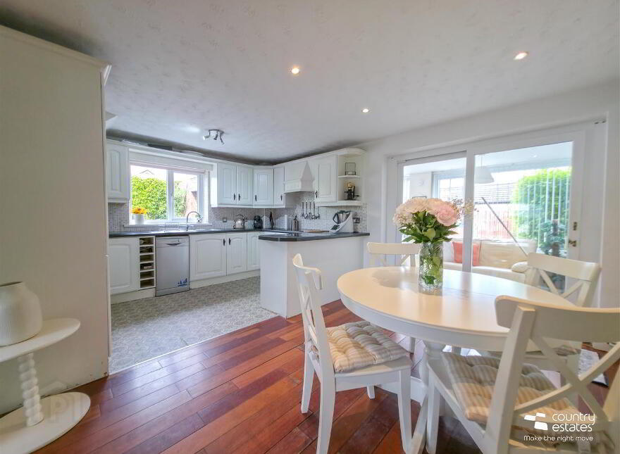 133 Victoria Road, Carrickfergus, BT38 7JP