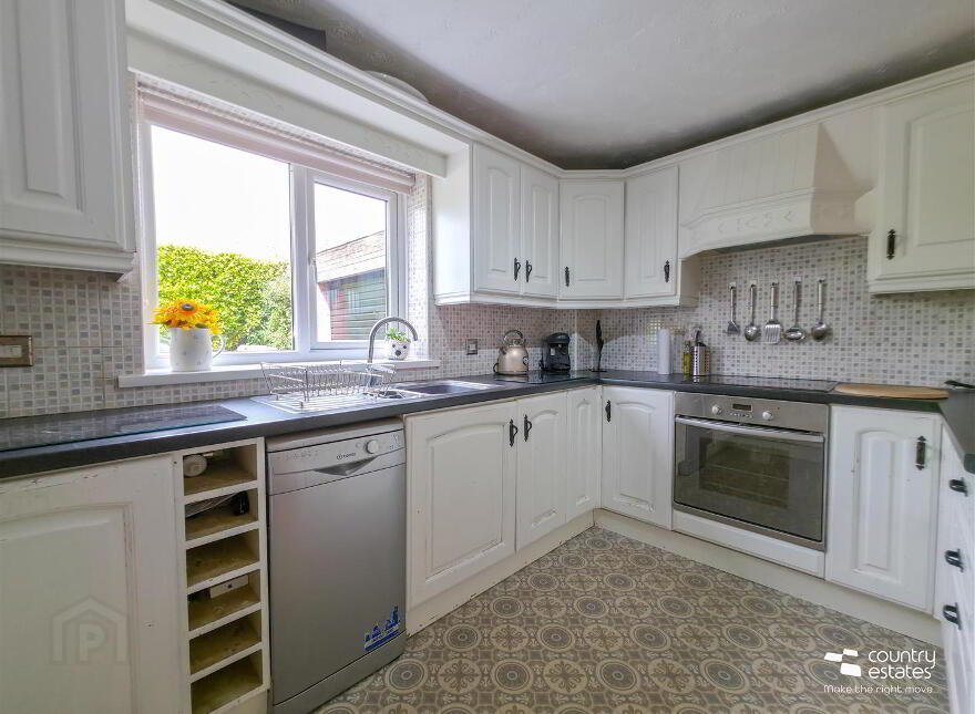 133 Victoria Road, Carrickfergus, BT38 7JP