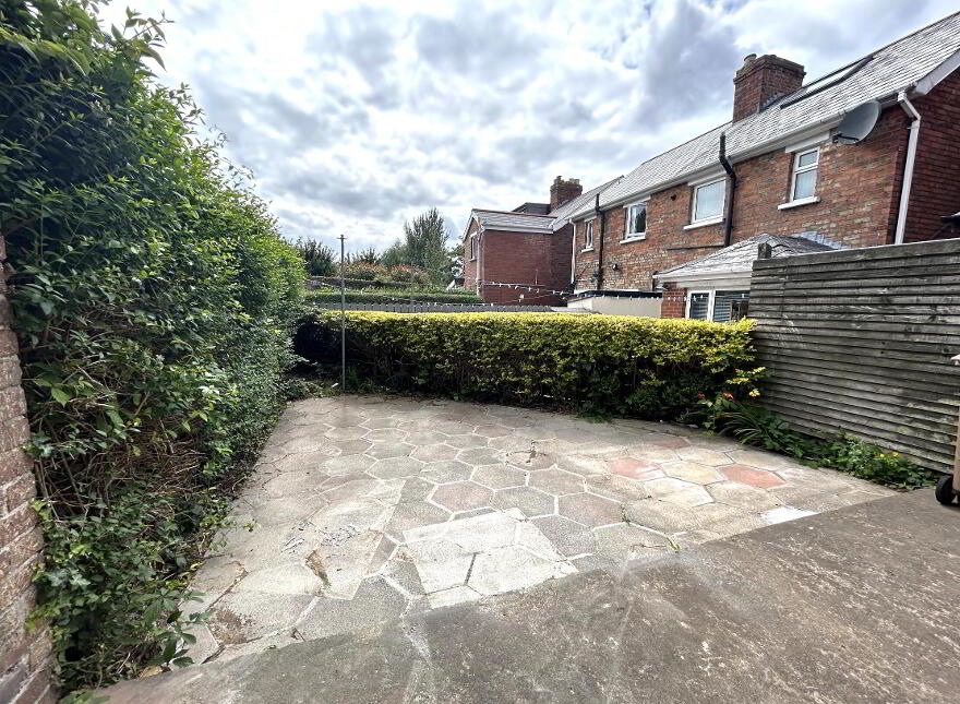 45 Dunraven Park, Belfast, BT5 6BS