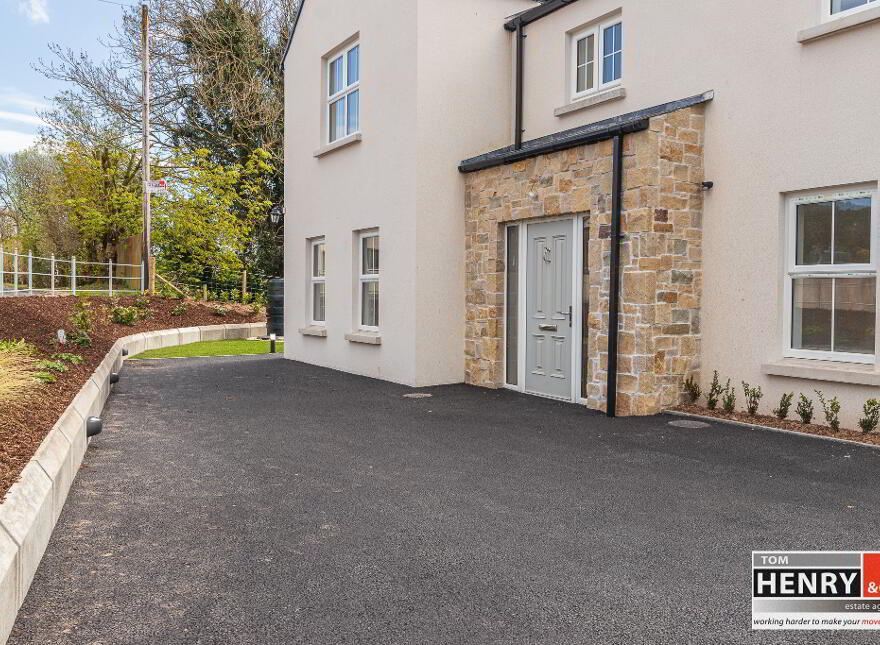 258 Ballygawley Road, Dungannon, BT70 1TG