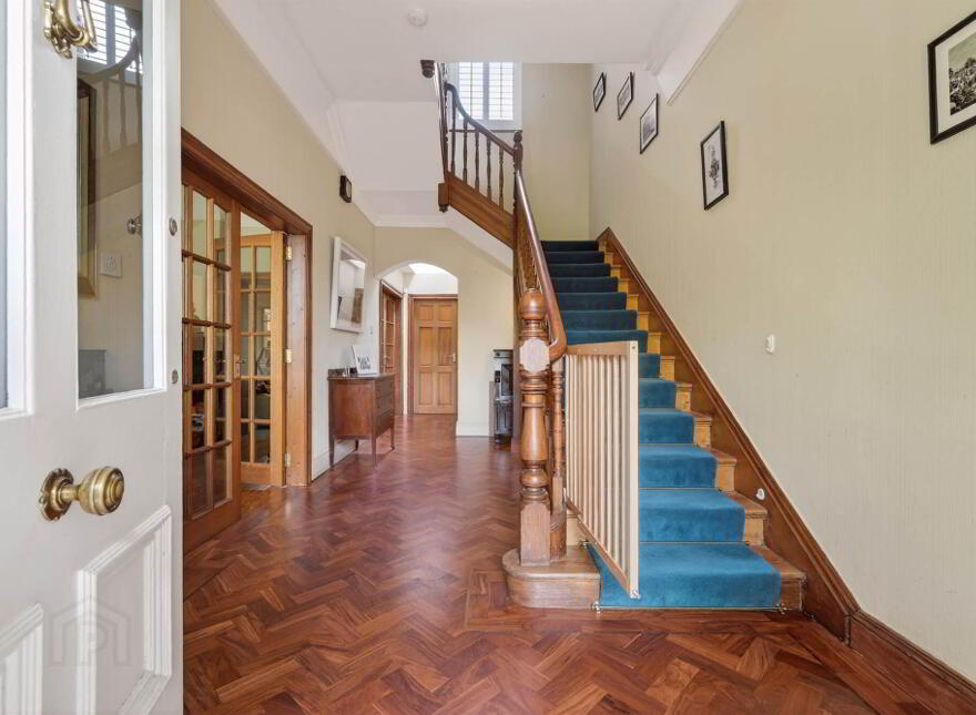 60 Balmoral Avenue, Belfast, BT9 6NY