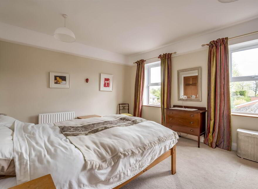 60 Balmoral Avenue, Belfast, BT9 6NY