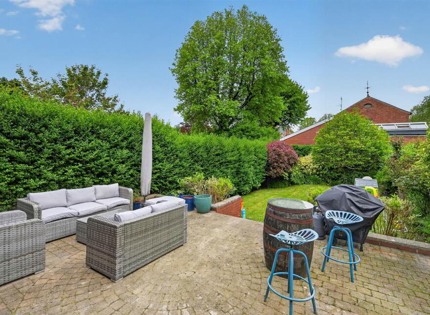 60 Balmoral Avenue, Belfast, BT9 6NY
