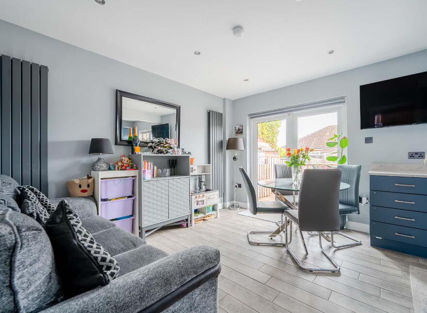 61 Orangefield Road, Belfast, BT5 6DD