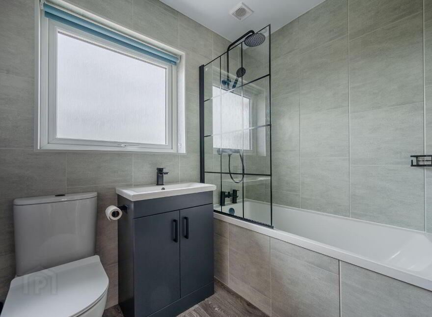 61 Orangefield Road, Belfast, BT5 6DD