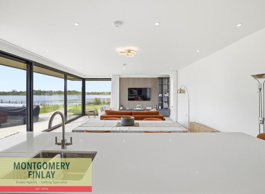 11 Derryad Country Park, Enniskillen, Lisnaskea, BT92 0GP