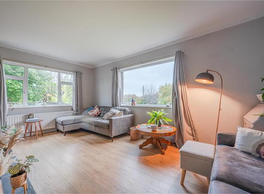 4 Grange Avenue, Bangor, BT20 3QF