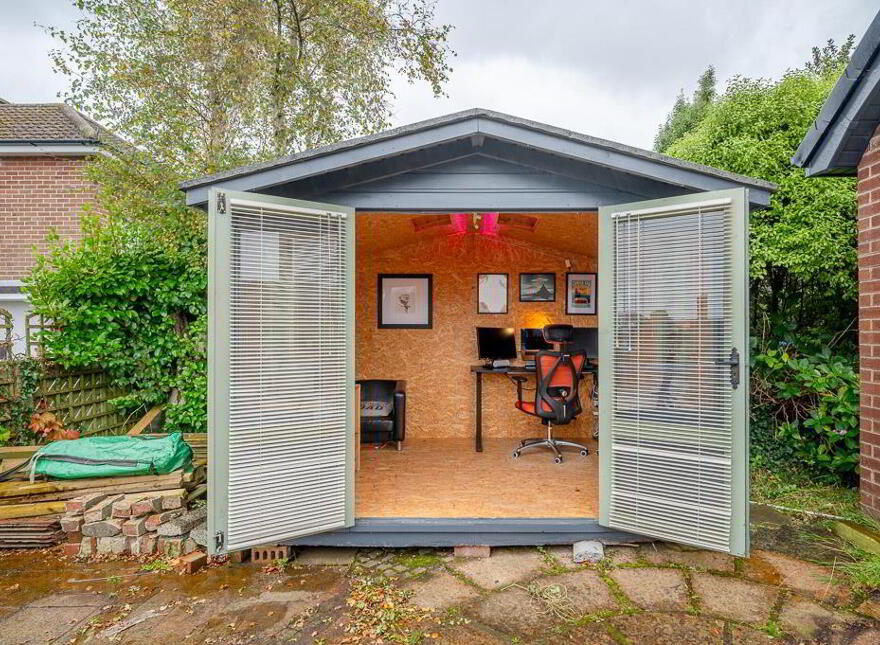 4 Grange Avenue, Bangor, BT20 3QF