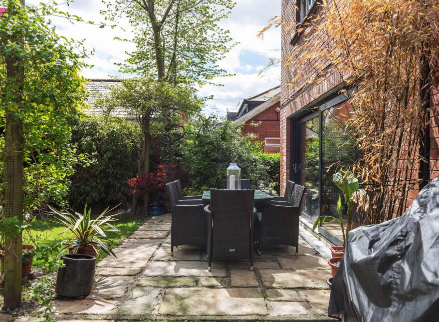 34 Cabin Hill Gardens, Belfast, BT5 7AP
