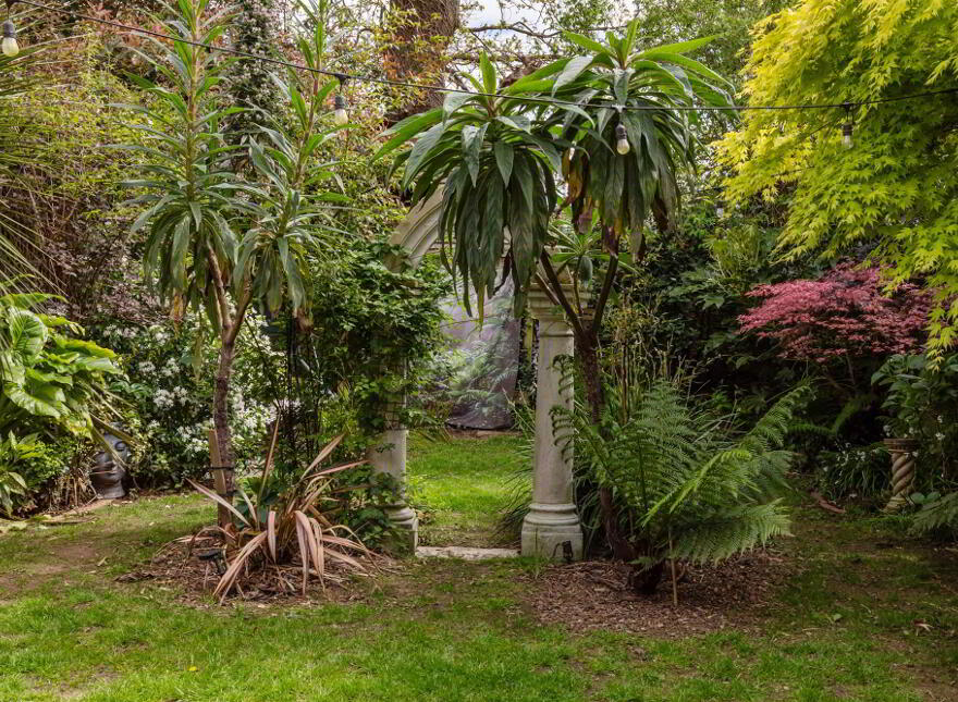 34 Cabin Hill Gardens, Belfast, BT5 7AP