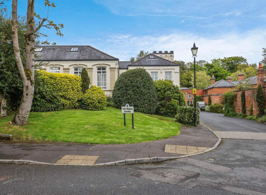 Apt 4, 19 The Walled Garden, Circular Road, Belfast, BT4 2WG