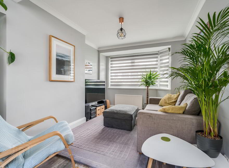23 Ravenhill Crescent, Belfast, BT6 8JU
