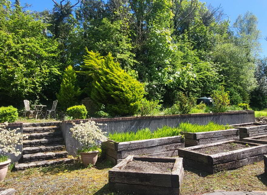 Aroddy, Foxfield, Gorvagh, N41PC04
