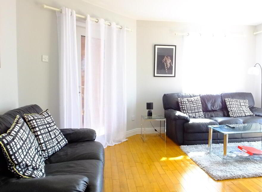 31 Laganview Court, Belfast, BT5 4AR
