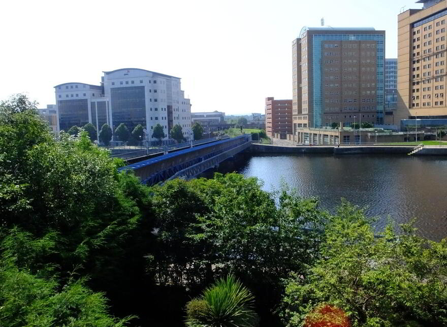 31 Laganview Court, Belfast, BT5 4AR
