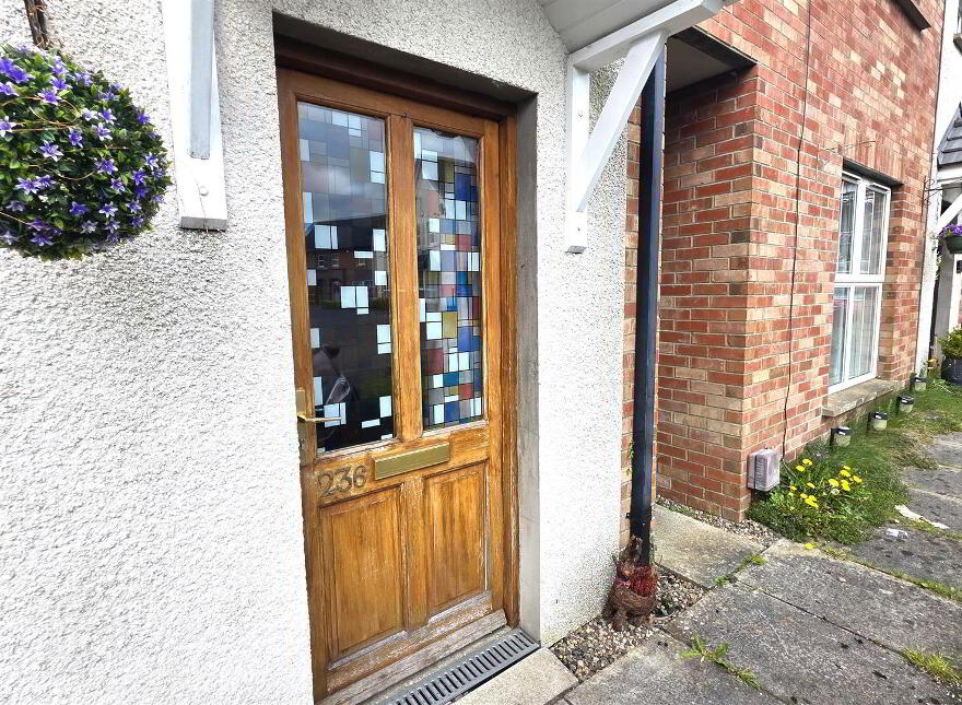 236 Bush Manor, Antrim, BT41 2UR
