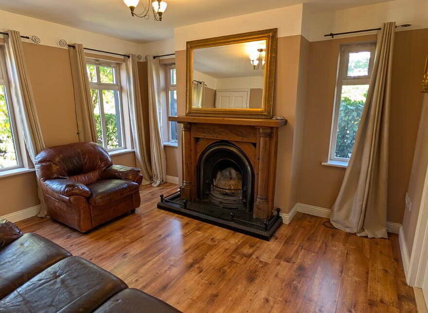 1 Church Manor, Carrigallen, H12XR27