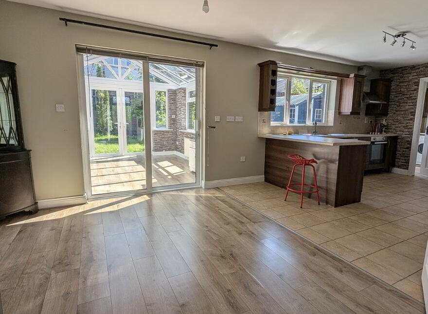 1 Church Manor, Carrigallen, H12XR27