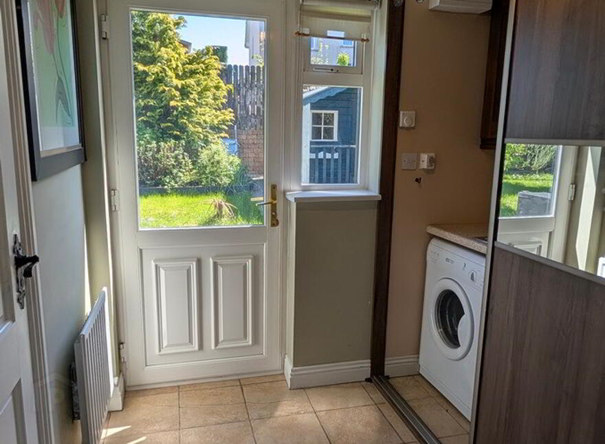 1 Church Manor, Carrigallen, H12XR27