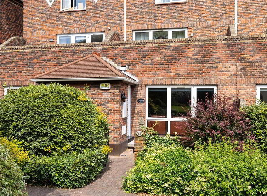 82 Shrewsbury, Ballsbridge, Dublin, D04NA14