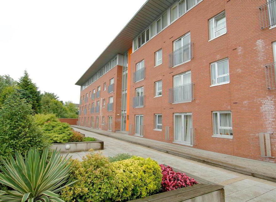Apt 56 South Studios, 85 Tates Avenue, Belfast, BT9 7BS