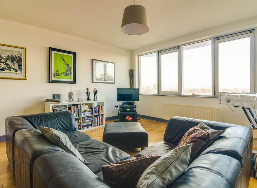 Apt 56 South Studios, 85 Tates Avenue, Belfast, BT9 7BS