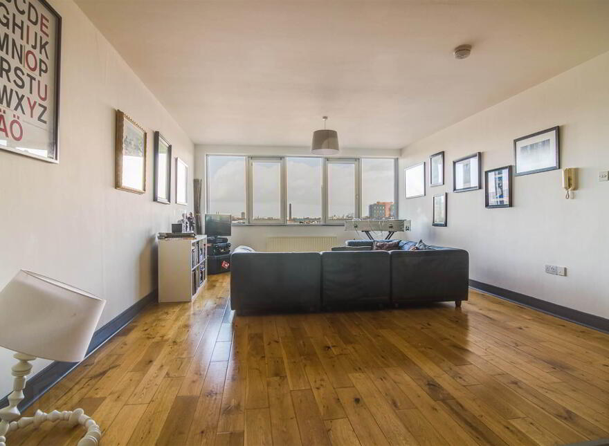Apt 56 South Studios, 85 Tates Avenue, Belfast, BT9 7BS