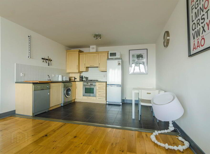 Apt 56 South Studios, 85 Tates Avenue, Belfast, BT9 7BS