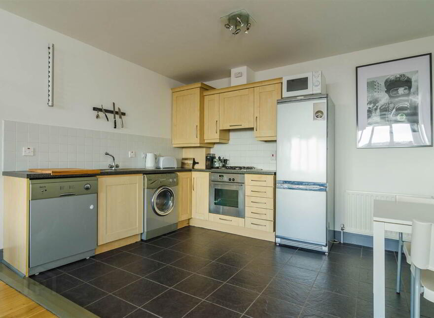 Apt 56 South Studios, 85 Tates Avenue, Belfast, BT9 7BS