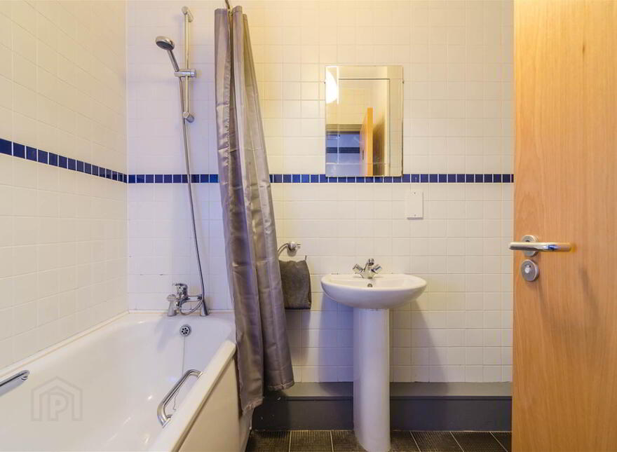 Apt 56 South Studios, 85 Tates Avenue, Belfast, BT9 7BS