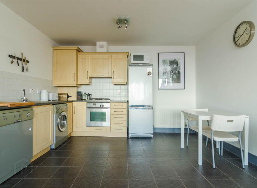 Apt 56 South Studios, 85 Tates Avenue, Belfast, BT9 7BS