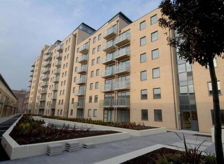 20 Victoria Place, Belfast, BT12 5GE
