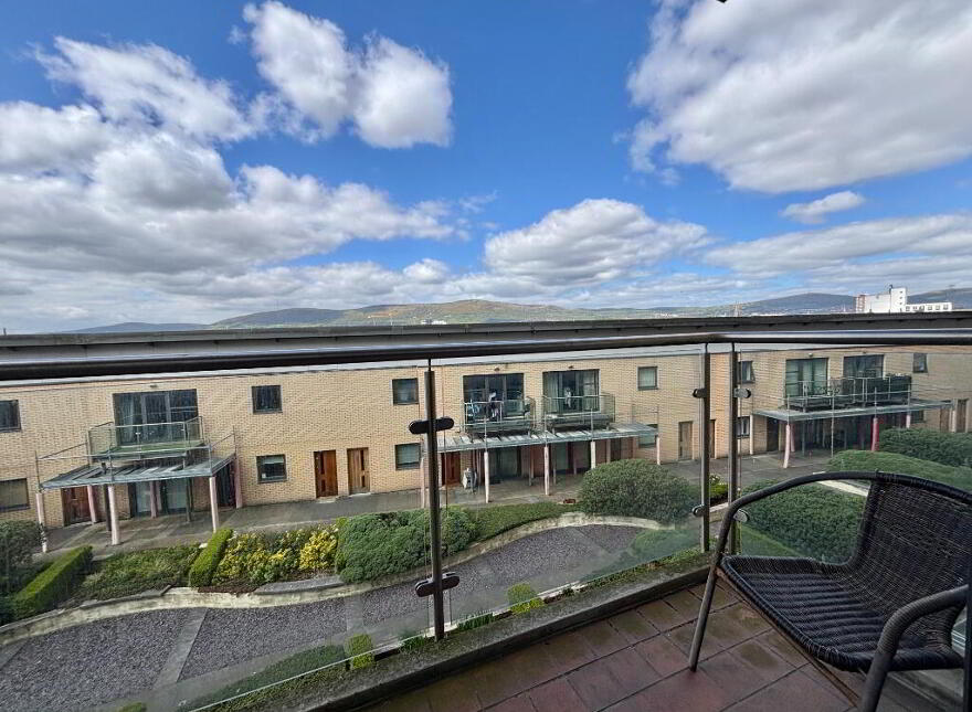 20 Victoria Place, Belfast, BT12 5GE