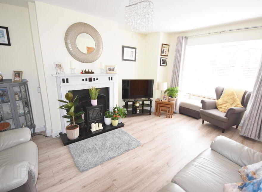 81 Arraview, Newcastle West, V42V327