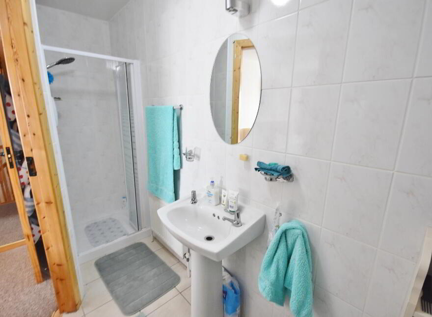 81 Arraview, Newcastle West, V42V327
